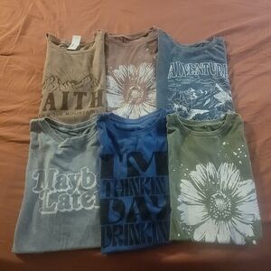 Maurices Womens Oversized T-Shirts - Brown, Blue, Green 6 Total